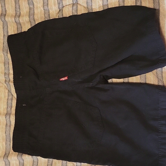 Levi's black boy shorts - Picture 2 of 4